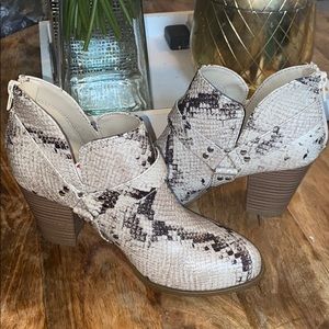 Snake print bootie